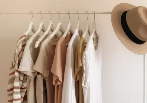 The Ultimate Guide to Wholesale Shoes and Clothing: A Global Marketplace